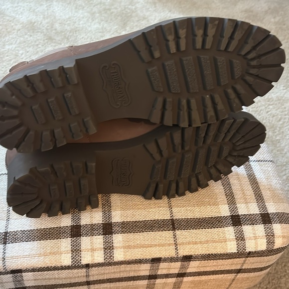 NWOT Thursday Boot Co. “Legend” Chelsea boots. Size 10 - Picture 7 of 7